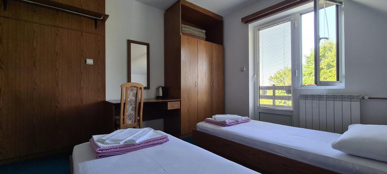 Guest House Tiha Noc Жабляк Экстерьер фото
